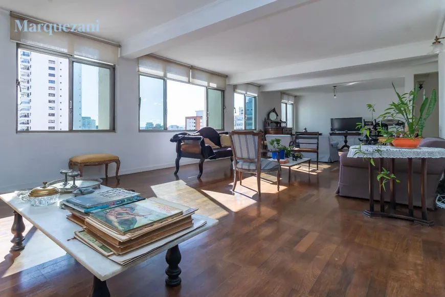 Foto 1 de Apartamento com 3 Quartos à venda, 213m² em Santa Cecília, São Paulo
