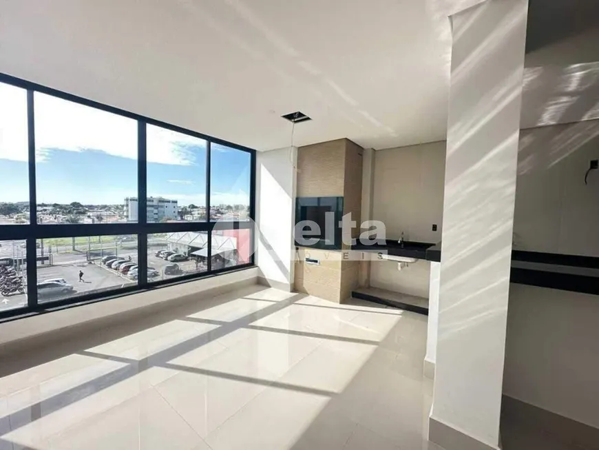 Foto 1 de Apartamento com 3 Quartos à venda, 111m² em Jardim Botânico, Uberlândia