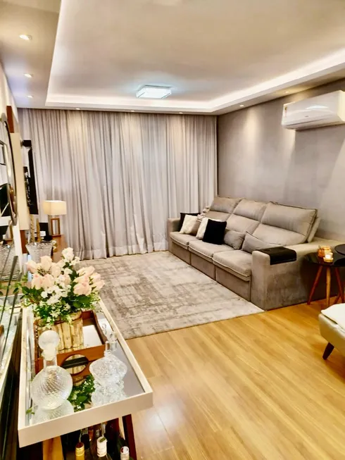 Foto 1 de Apartamento com 2 Quartos à venda, 110m² em Embaré, Santos