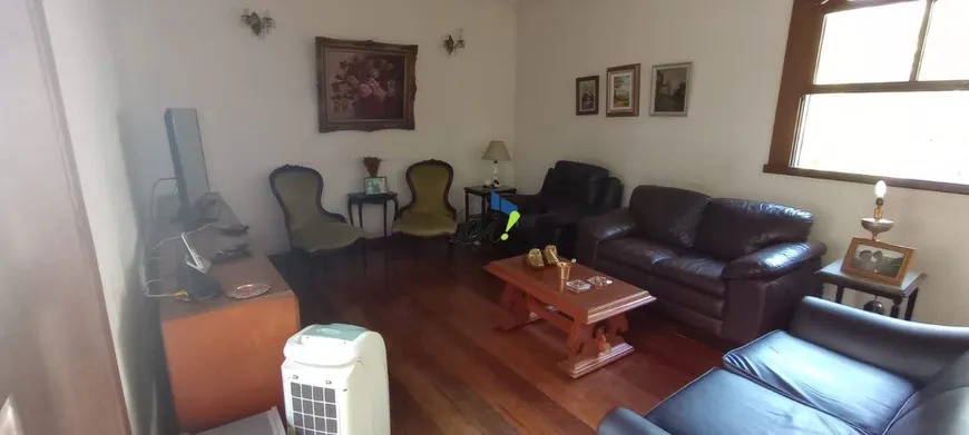 Foto 1 de Casa com 4 Quartos à venda, 320m² em São Luíz, Belo Horizonte