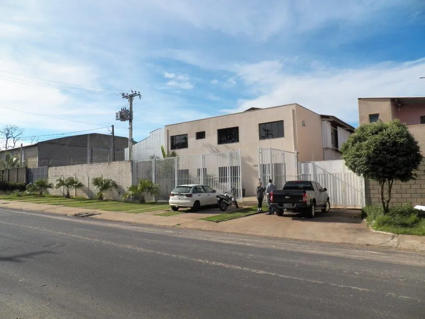 Foto 1 de Galpão/Depósito/Armazém à venda, 1051m² em , Araraquara