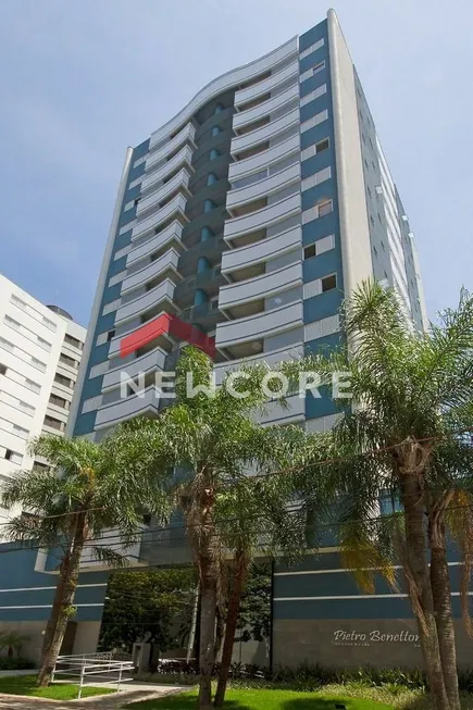 Foto 1 de Apartamento com 2 Quartos à venda, 66m² em Comerciario, Criciúma