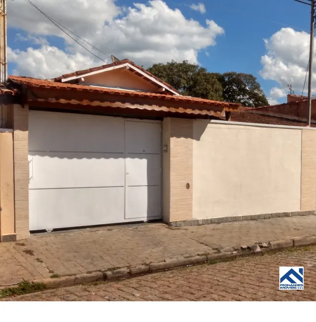 Foto 1 de Casa com 2 Quartos à venda, 83m² em Vila Thais, Atibaia