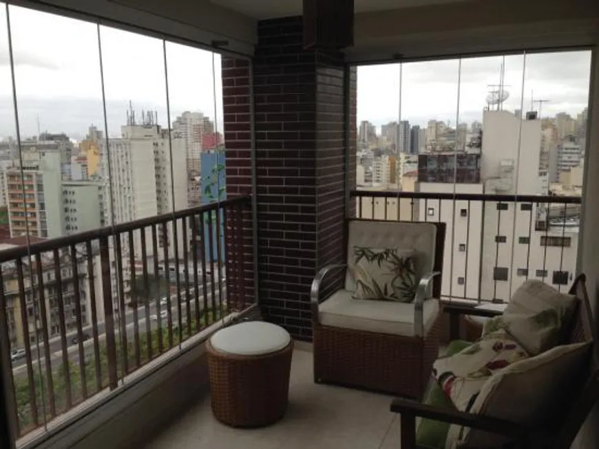 Foto 1 de Apartamento com 2 Quartos à venda, 55m² em Santa Cecília, São Paulo