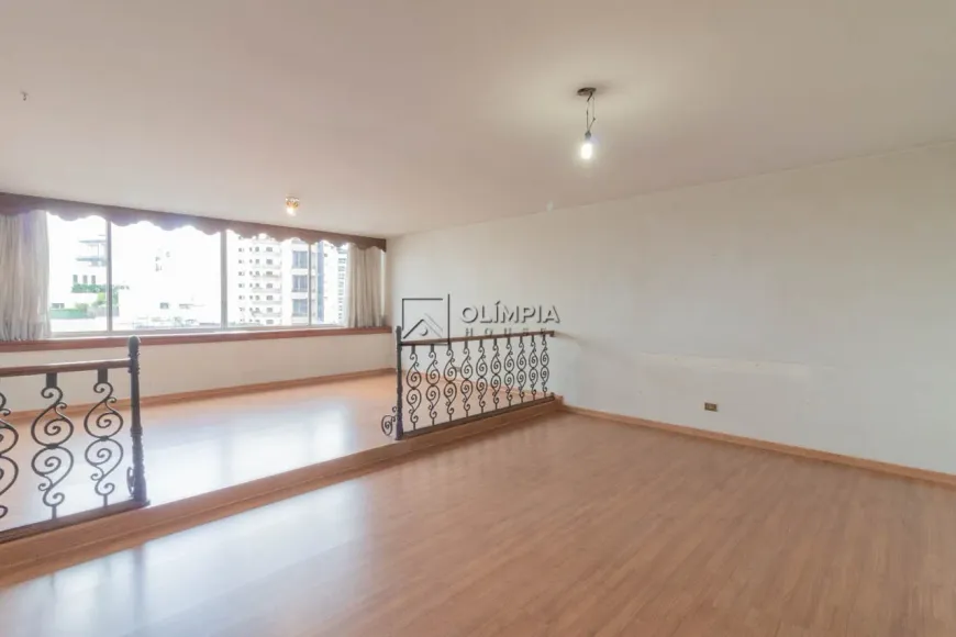 Foto 1 de Apartamento com 2 Quartos à venda, 195m² em Cerqueira César, São Paulo