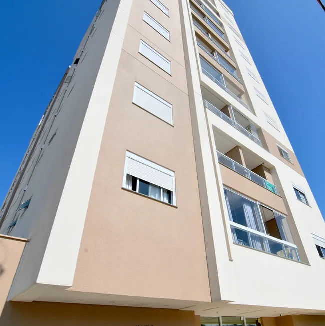 Foto 1 de Apartamento com 2 Quartos à venda, 73m² em Centro, Tubarão