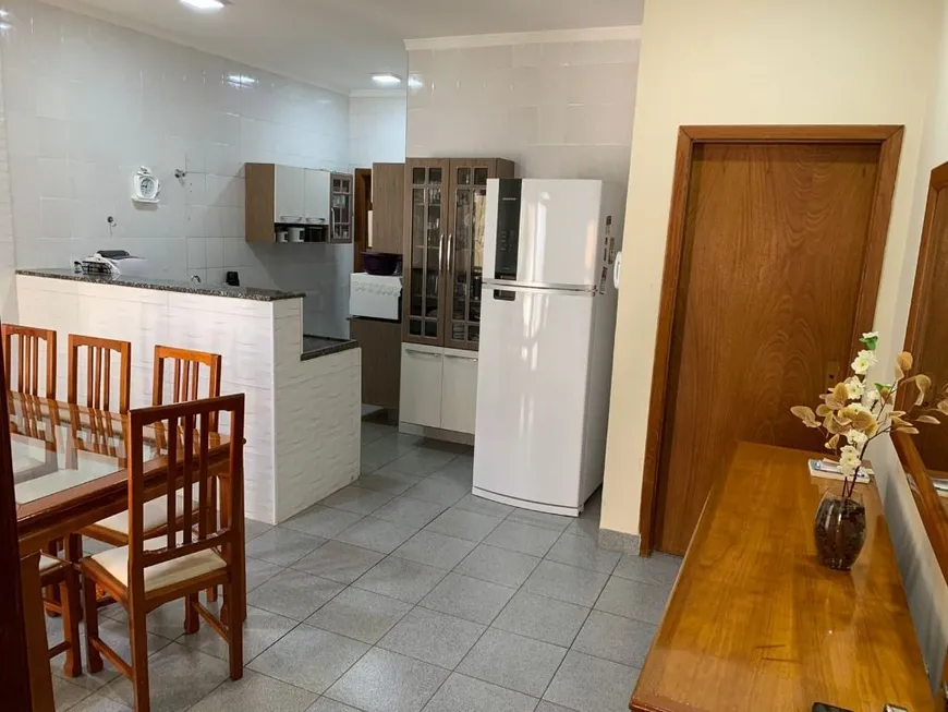 Foto 1 de Casa com 4 Quartos à venda, 180m² em Parque Industrial, São José do Rio Preto