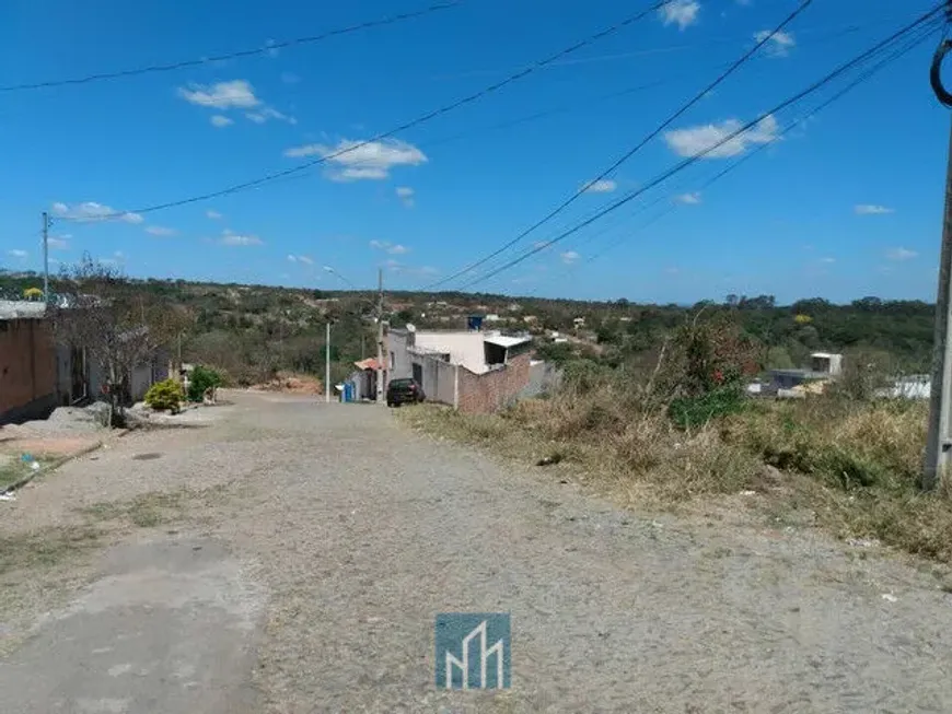 Foto 1 de Lote/Terreno à venda em Padre Eustaquio, Divinópolis