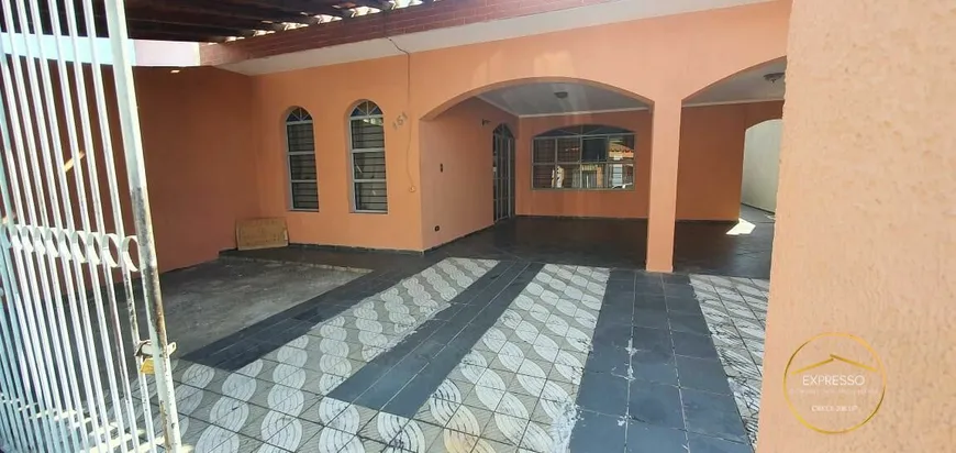 Foto 1 de Sobrado com 3 Quartos à venda, 234m² em Vila Olimpia, Sorocaba