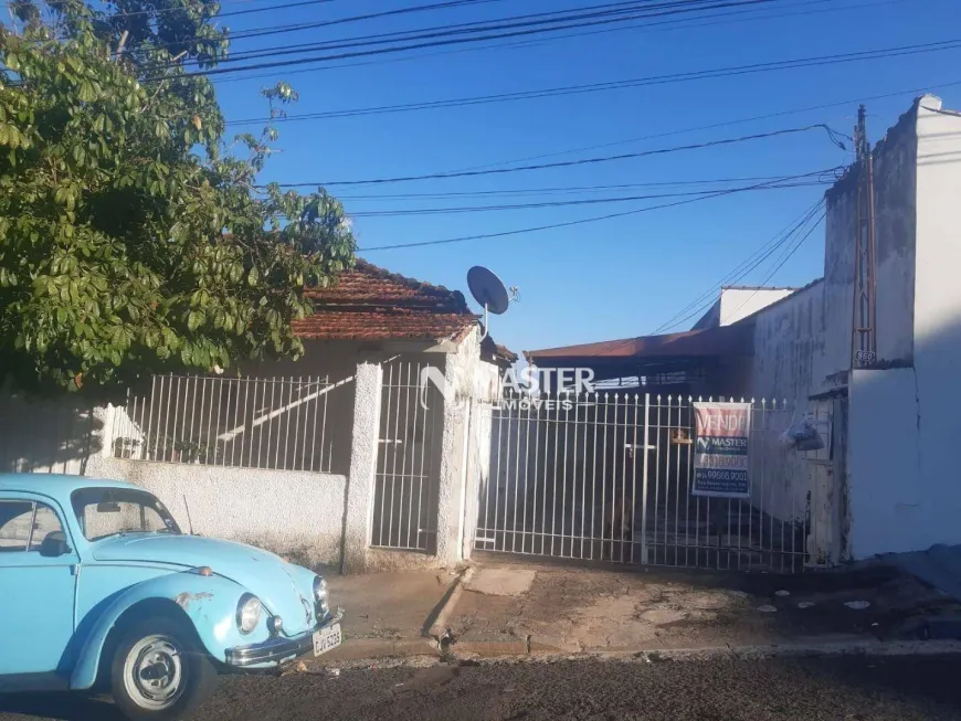 Foto 1 de Casa com 2 Quartos à venda, 172m² em Alto Cafezal, Marília