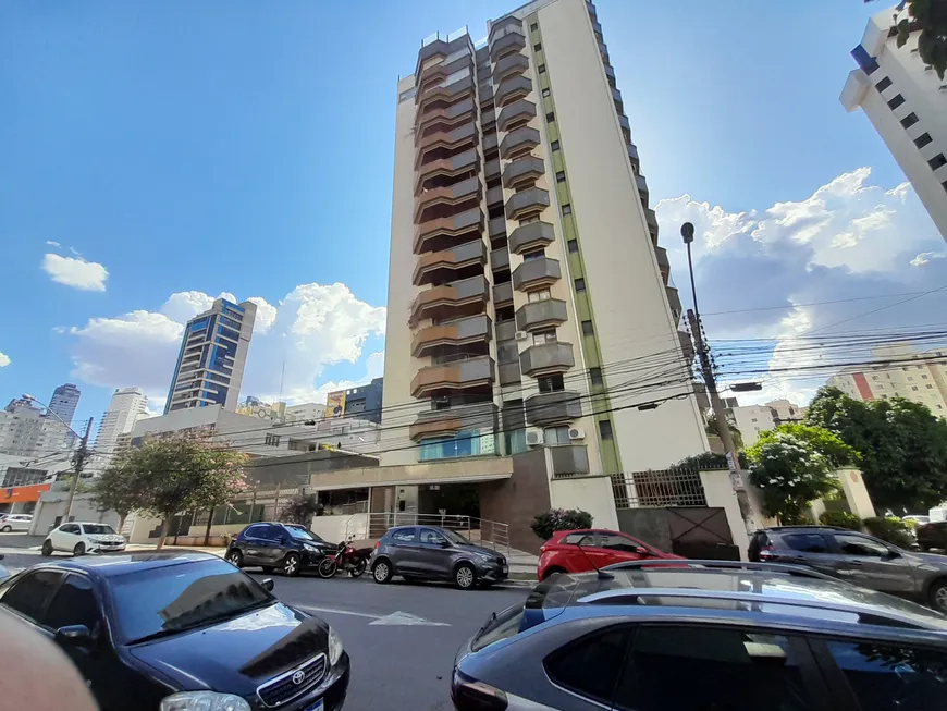 Foto 1 de Apartamento com 4 Quartos à venda, 298m² em Setor Oeste, Goiânia