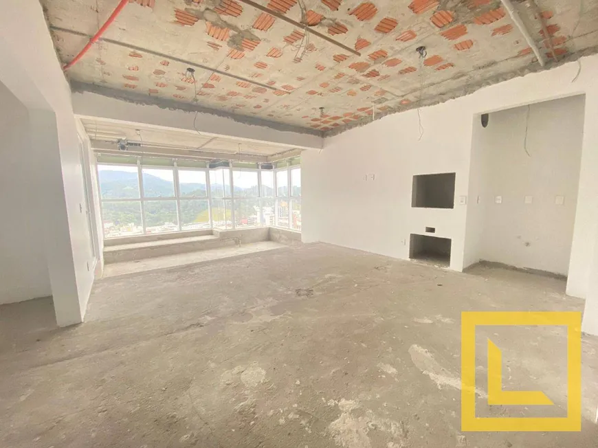 Foto 1 de Apartamento com 4 Quartos à venda, 450m² em Ponta Aguda, Blumenau