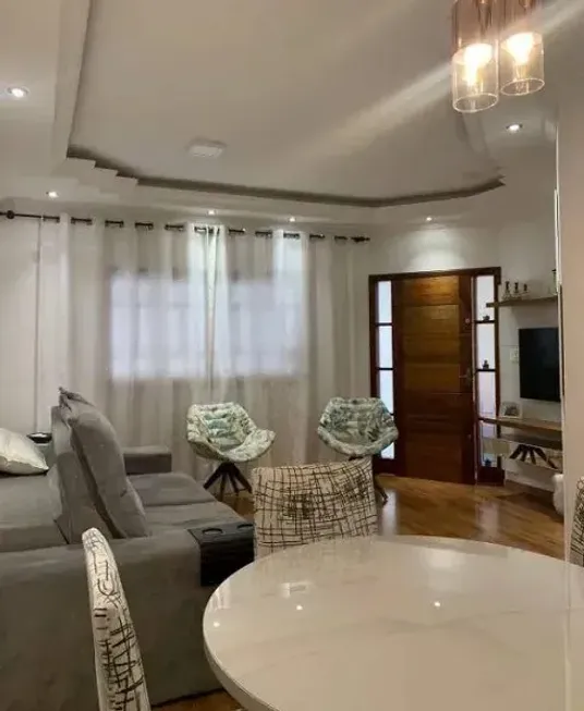 Foto 1 de Casa com 3 Quartos à venda, 140m² em Neva, Cascavel