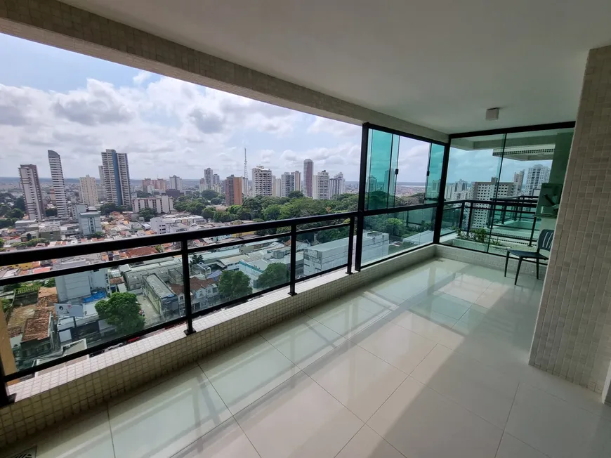 Foto 1 de Apartamento com 4 Quartos à venda, 241m² em Nazaré, Belém
