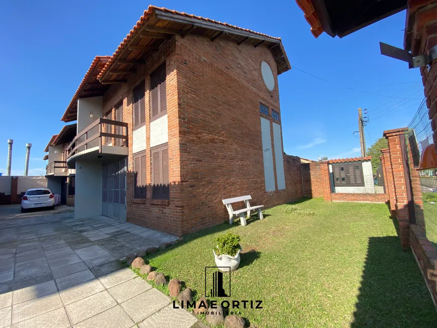 Foto 1 de Casa com 3 Quartos à venda, 119m² em Centro, Imbé