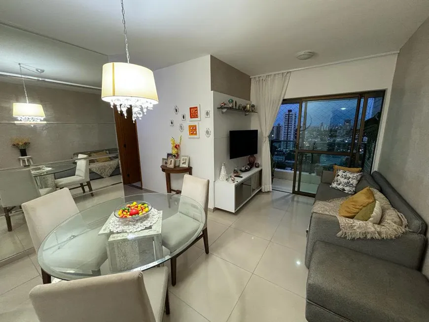 Foto 1 de Apartamento com 2 Quartos à venda, 67m² em Rosarinho, Recife