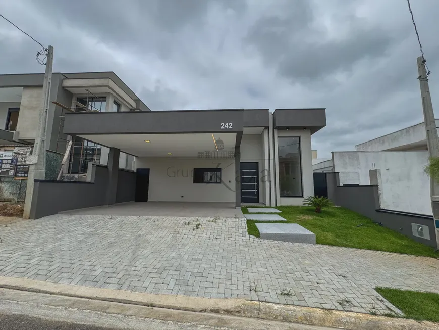 Foto 1 de Casa de Condomínio com 3 Quartos à venda, 152m² em Loteamento Floresta, São José dos Campos