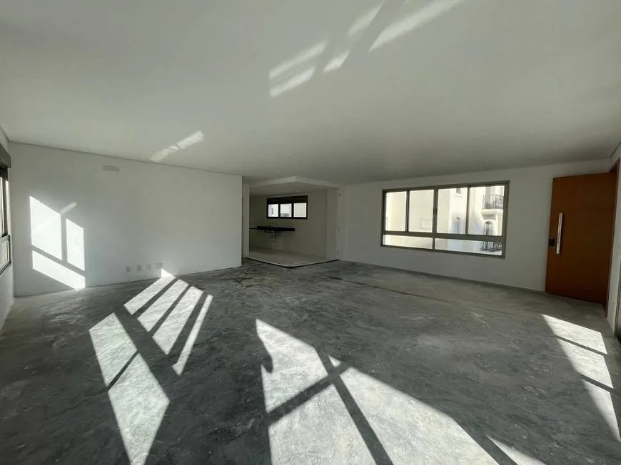 Foto 1 de Apartamento com 2 Quartos à venda, 167m² em Jardim Paulista, São Paulo