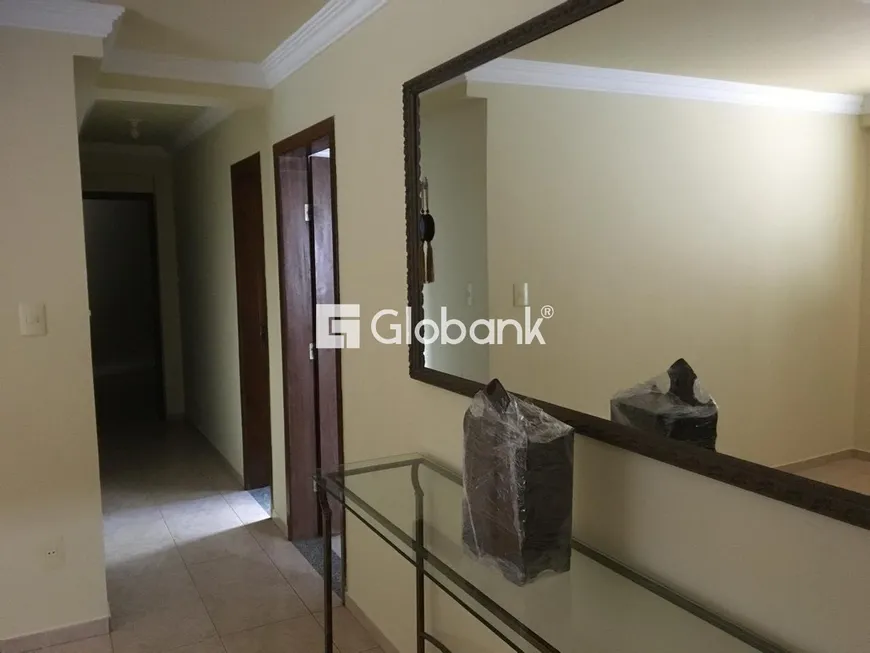 Foto 1 de Apartamento com 3 Quartos à venda, 76m² em São José, Montes Claros