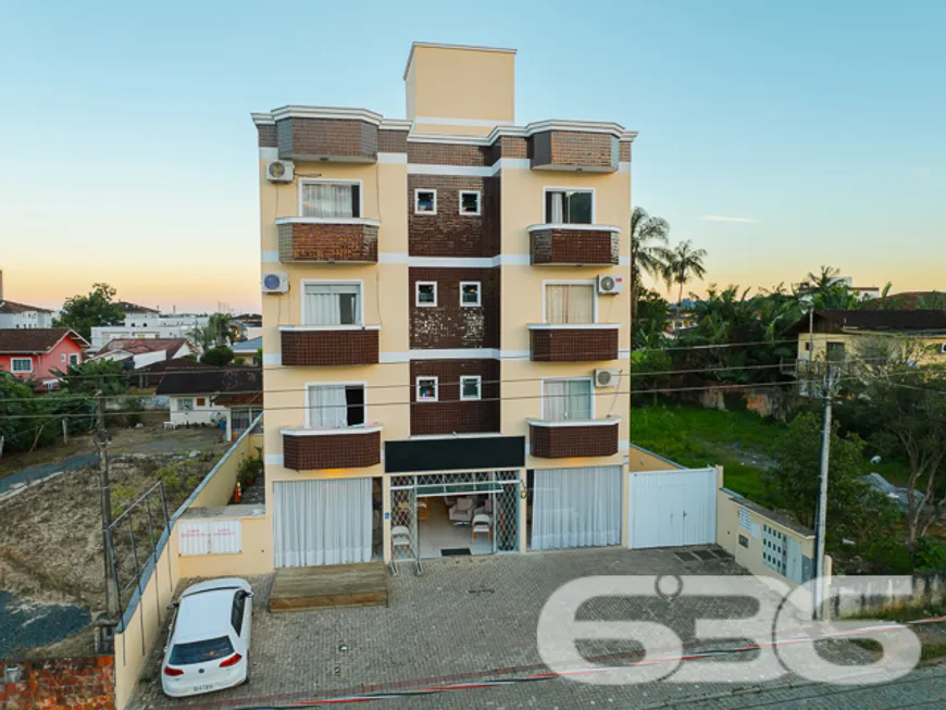 Foto 1 de Apartamento com 2 Quartos à venda, 62m² em Aventureiro, Joinville