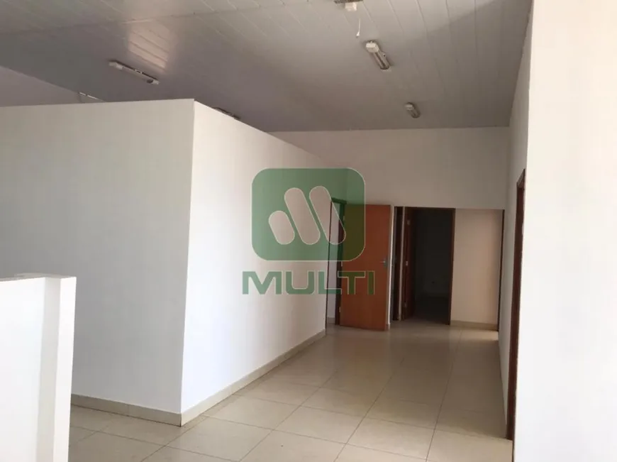 Foto 1 de Ponto Comercial com 1 Quarto para alugar, 101m² em Granada, Uberlândia