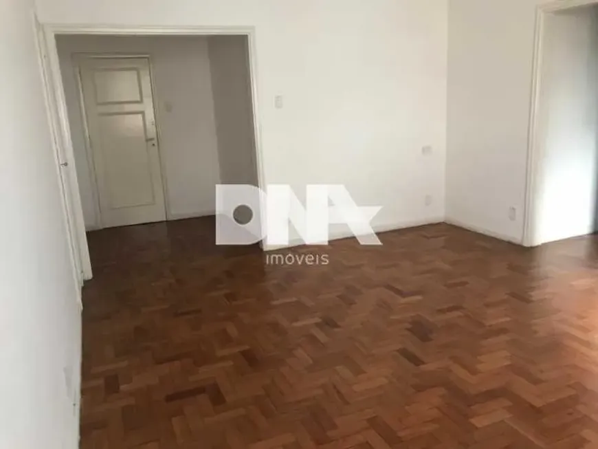 Foto 1 de Apartamento com 3 Quartos à venda, 120m² em Lagoa, Rio de Janeiro