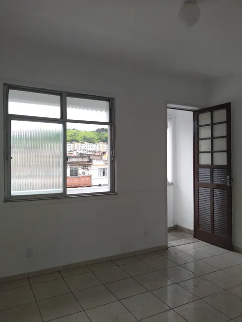 Foto 1 de Apartamento com 2 Quartos para alugar, 64m² em Penha Circular, Rio de Janeiro