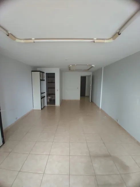 Foto 1 de Sala Comercial para venda ou aluguel, 34m² em Asa Sul, Brasília