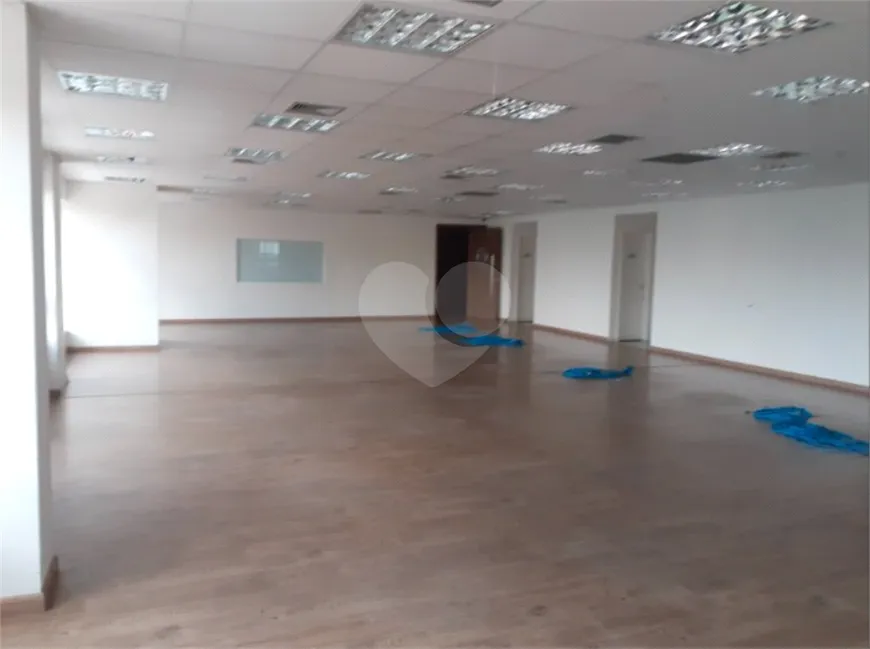 Foto 1 de Sala Comercial para venda ou aluguel, 600m² em Pinheiros, São Paulo