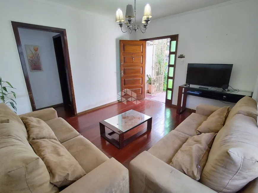 Foto 1 de Casa com 3 Quartos à venda, 183m² em Vila Ipiranga, Porto Alegre