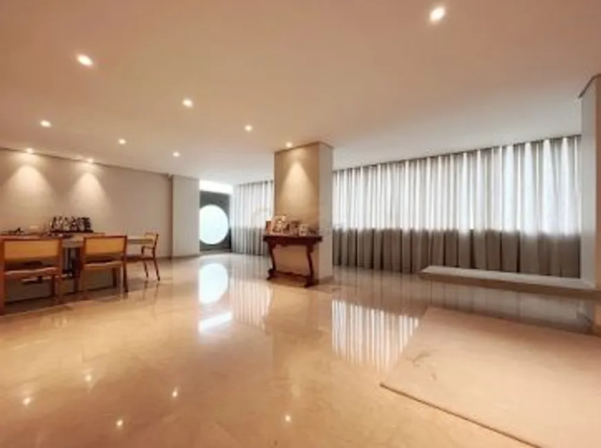 Foto 1 de Apartamento com 4 Quartos à venda, 300m² em Serra, Belo Horizonte