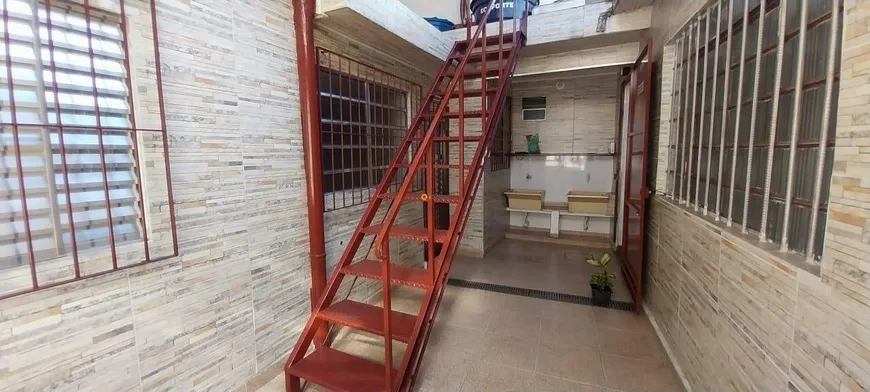 Foto 1 de Casa com 1 Quarto para alugar, 61m² em Jardim Vergueiro (Sacomã), São Paulo