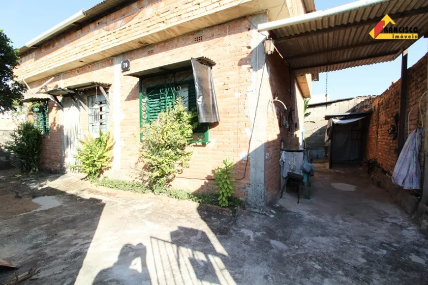 Foto 1 de Casa com 3 Quartos à venda, 60m² em Jusa Fonseca, Divinópolis