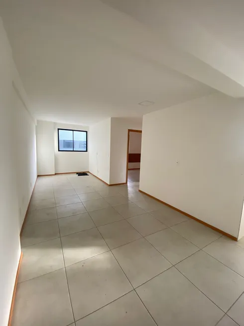 Foto 1 de Apartamento com 2 Quartos para alugar, 60m² em Jatiúca, Maceió