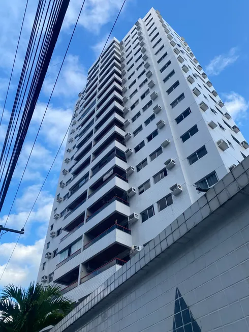 Foto 1 de Apartamento com 4 Quartos à venda, 150m² em Boa Viagem, Recife