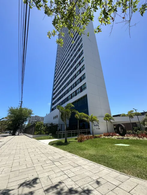 Foto 1 de Apartamento com 2 Quartos à venda, 55m² em Pina, Recife