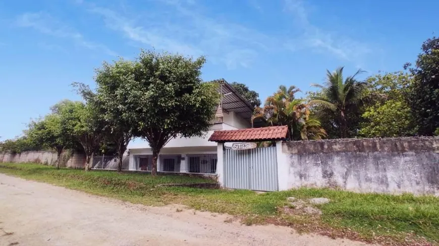 Foto 1 de Fazenda/Sítio com 3 Quartos à venda, 2700m² em Vale das Pedrinhas, Guapimirim