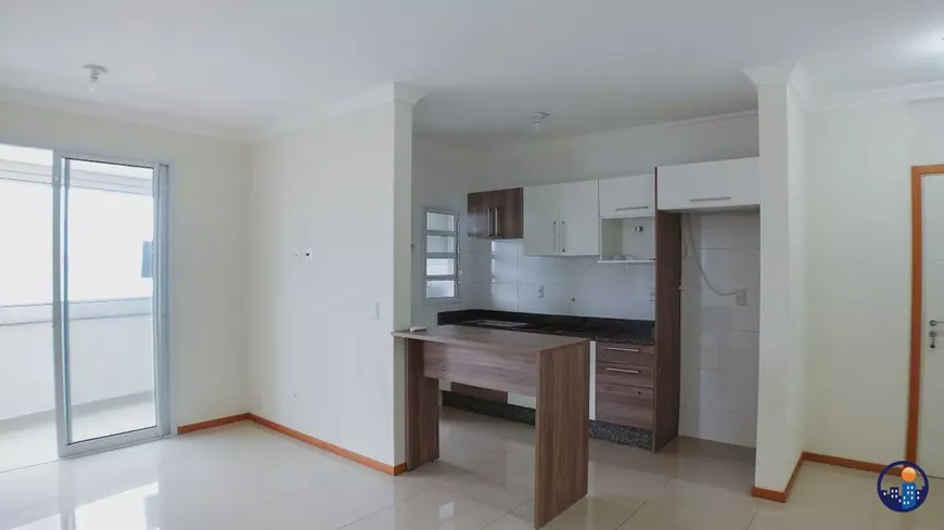 Foto 1 de Apartamento com 2 Quartos à venda, 80m² em Barreiros, São José