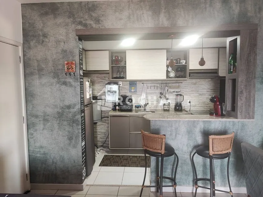 Foto 1 de Apartamento com 3 Quartos à venda, 80m² em Monte Castelo, Campo Grande