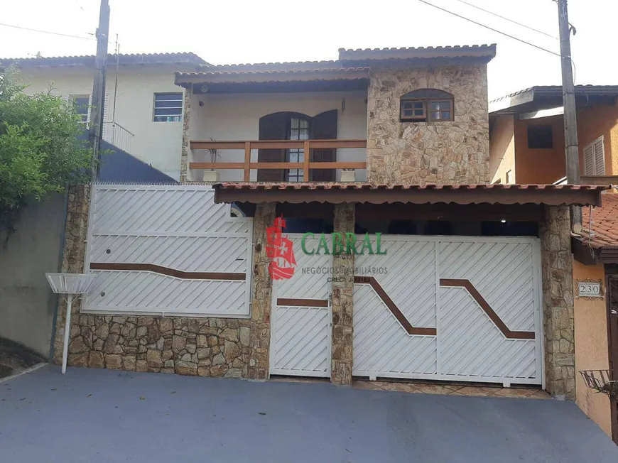 Foto 1 de Casa com 3 Quartos à venda, 168m² em Jardim das Cerejeiras, Atibaia