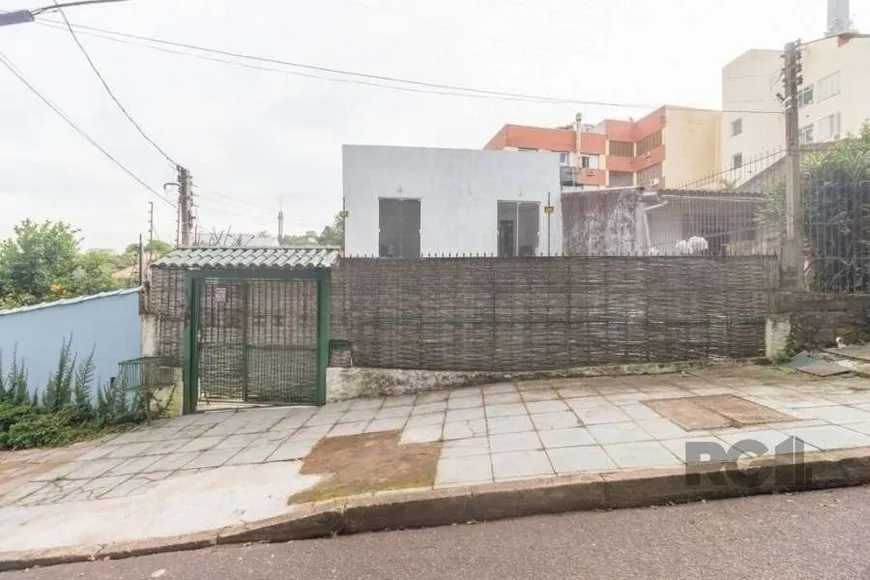 Foto 1 de Casa com 4 Quartos à venda, 159m² em Santa Tereza, Porto Alegre