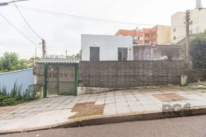 Foto 1 de Casa com 4 Quartos à venda, 160m² em Santa Tereza, Porto Alegre