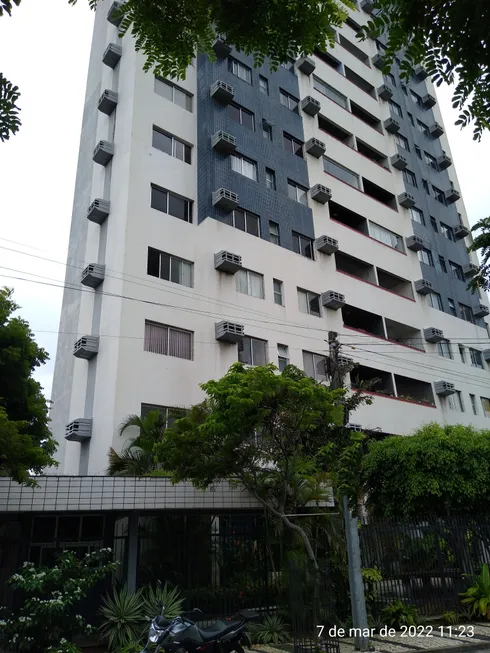 Foto 1 de Apartamento com 3 Quartos para alugar, 110m² em Papicu, Fortaleza