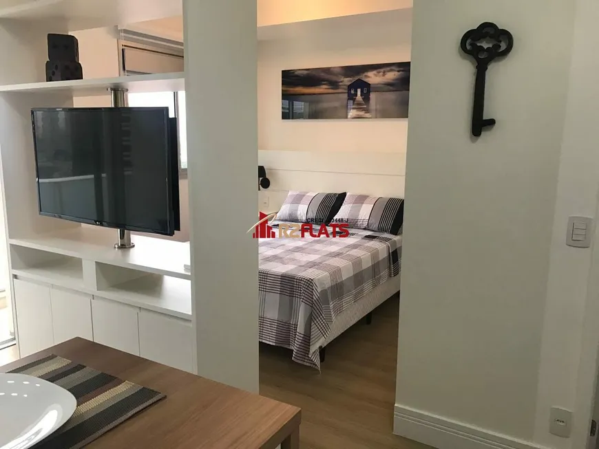 Foto 1 de Flat com 1 Quarto para alugar, 35m² em Brooklin, São Paulo