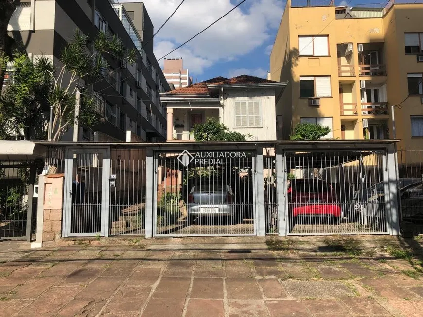 Foto 1 de Lote/Terreno com 1 Quarto à venda, 561m² em Petrópolis, Porto Alegre