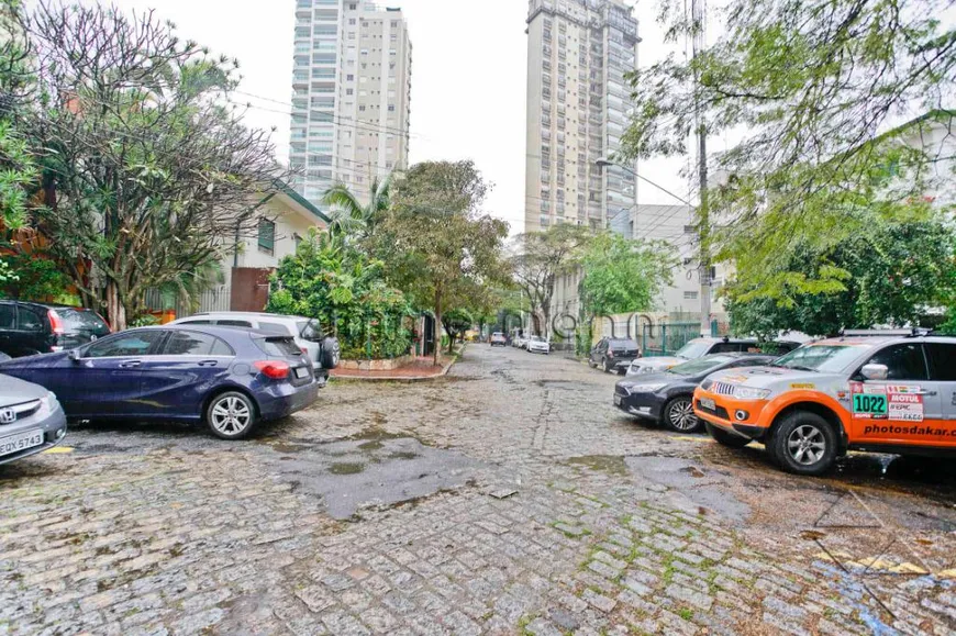 Foto 1 de Casa com 4 Quartos à venda, 437m² em Perdizes, São Paulo