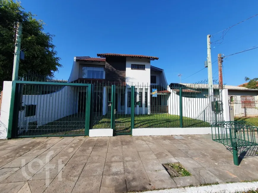 Foto 1 de Casa com 4 Quartos à venda, 220m² em Fátima, Canoas