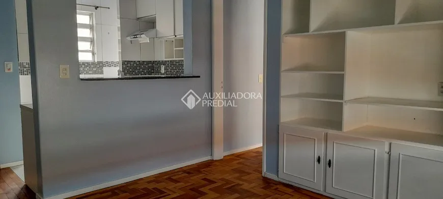Foto 1 de Apartamento com 2 Quartos à venda, 54m² em Cristal, Porto Alegre