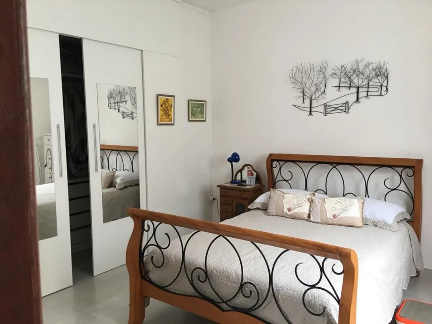 Foto 1 de Casa de Condomínio com 3 Quartos à venda, 193m² em Lagoa, Macaé