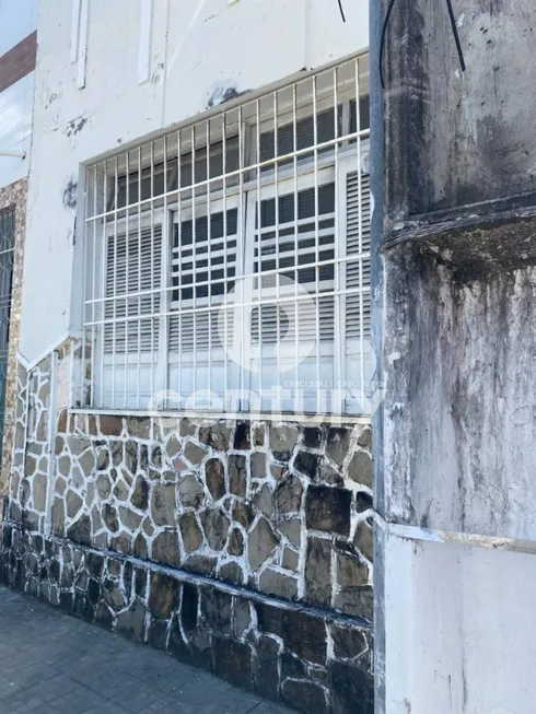 Foto 1 de Casa com 2 Quartos à venda, 220m² em Centro, Aracaju